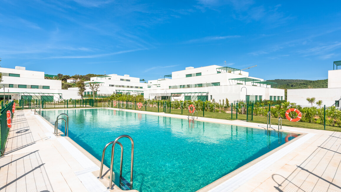 Spacious 3-Bedroom Penthouse for Sale in La Reserva