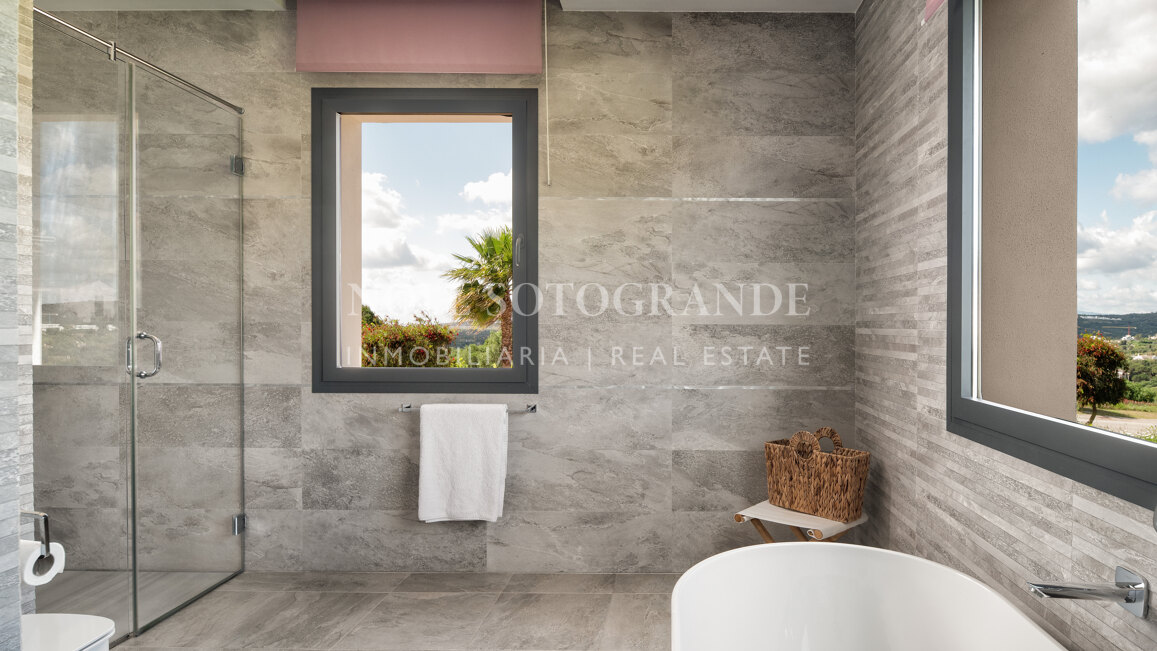 Luxusvilla zur Vermietung in La Reserva, Sotogrande