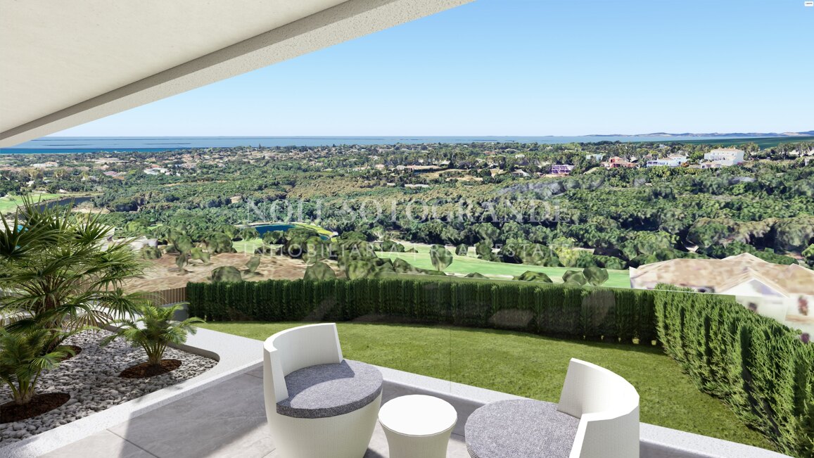 Flaches Baugrundstück mit Meerblick und Baugenehmigung in La Reserva de Sotogrande