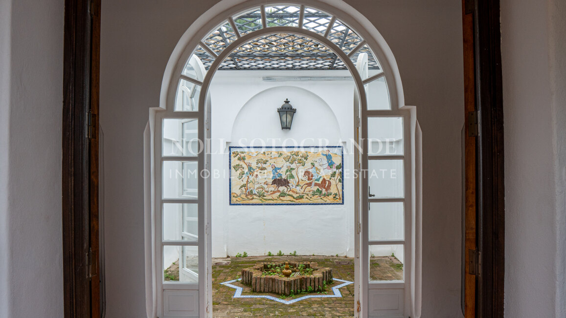 La Pinta Golf Villa – Elegante Villa mit 4 Schlafzimmern, privatem Pool und Golfbereich in Sotogrande Alto