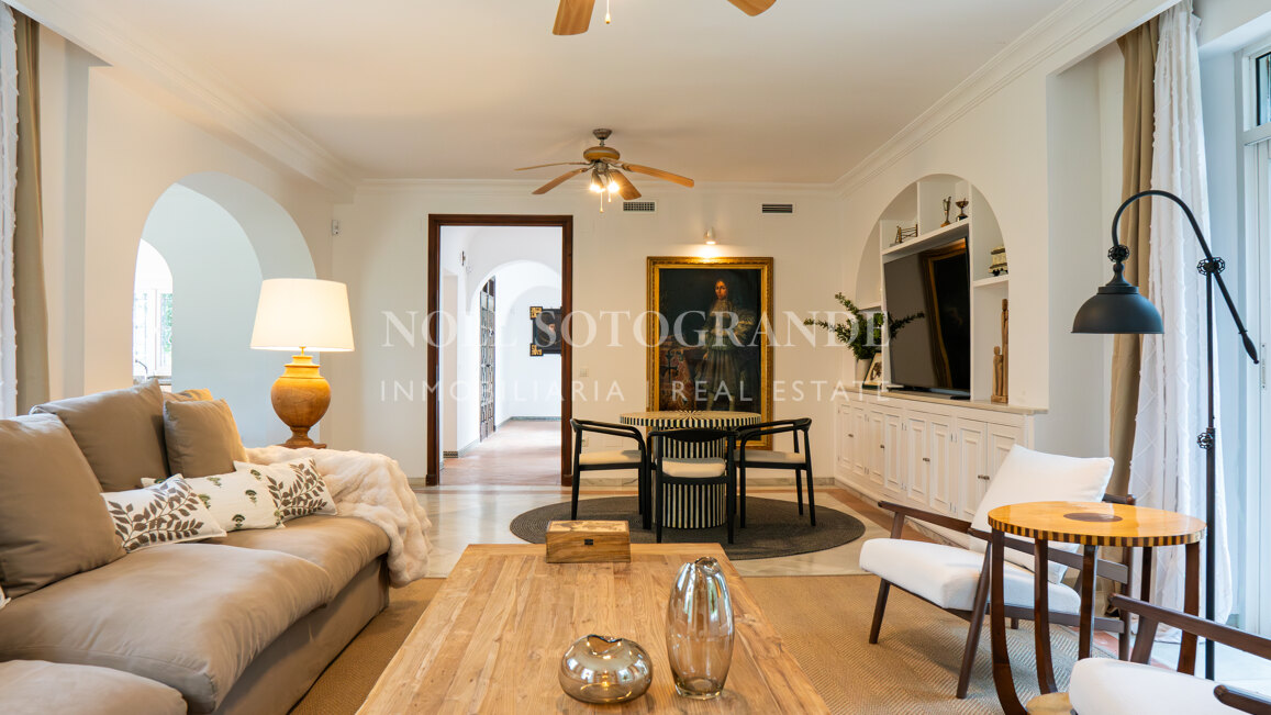 La Pinta Golf Villa – Elegante Villa mit 4 Schlafzimmern, privatem Pool und Golfbereich in Sotogrande Alto