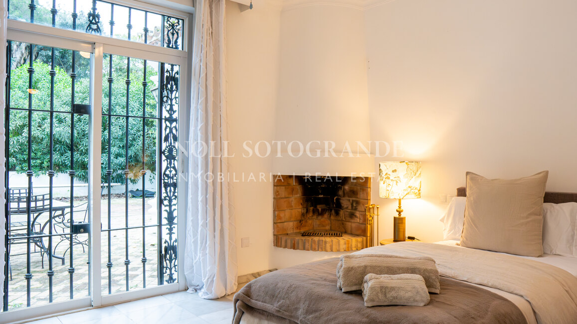 La Pinta Golf Villa – Elegante Villa mit 4 Schlafzimmern, privatem Pool und Golfbereich in Sotogrande Alto