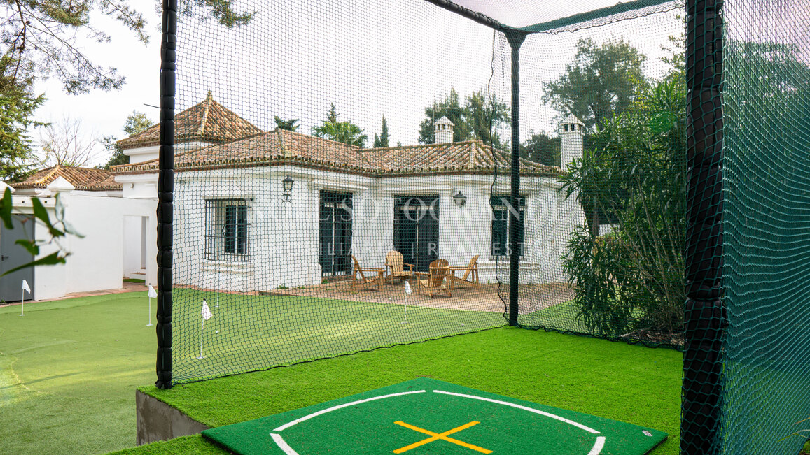 La Pinta Golf Villa – Elegante Villa mit 4 Schlafzimmern, privatem Pool und Golfbereich in Sotogrande Alto