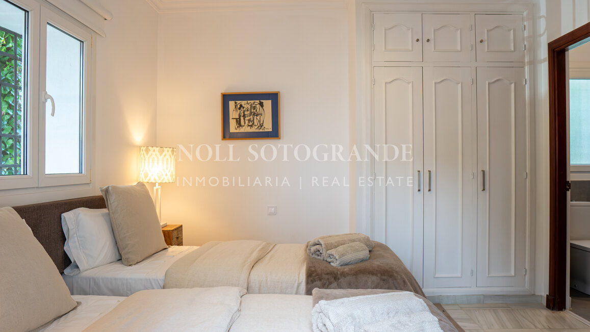 La Pinta Golf Villa – Elegante Villa mit 4 Schlafzimmern, privatem Pool und Golfbereich in Sotogrande Alto