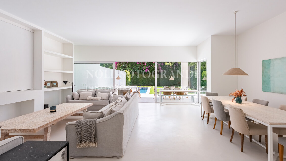 Beeindruckendes 5‑Schlafzimmer-Doppelhaus in Polo Gardens, Sotogrande Costa