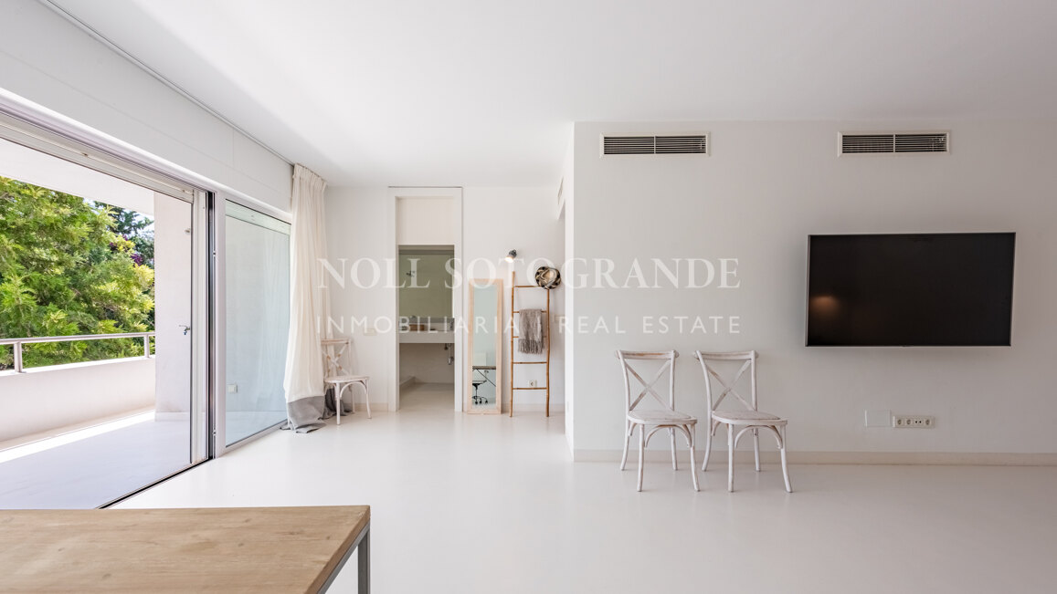 Beeindruckendes 5‑Schlafzimmer-Doppelhaus in Polo Gardens, Sotogrande Costa