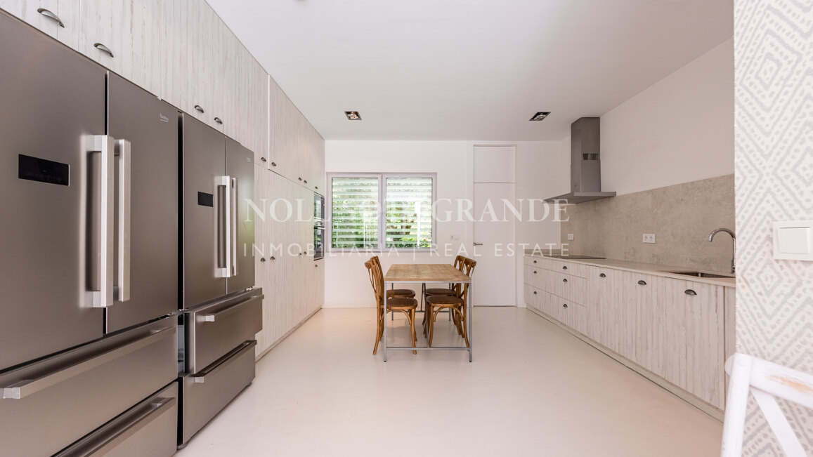 Beeindruckendes 5‑Schlafzimmer-Doppelhaus in Polo Gardens, Sotogrande Costa