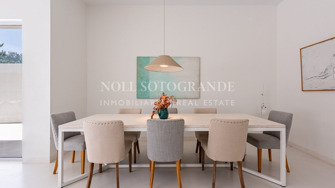 Beeindruckendes 5‑Schlafzimmer-Doppelhaus in Polo Gardens, Sotogrande Costa