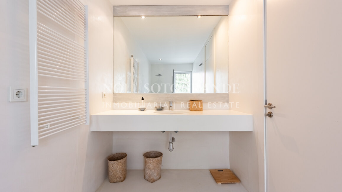 Beeindruckendes 5‑Schlafzimmer-Doppelhaus in Polo Gardens, Sotogrande Costa