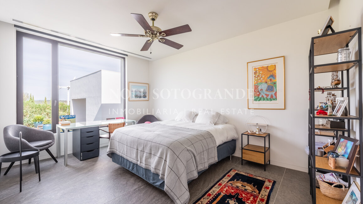 Moderne Villa zu verkaufen Sotogrande Alto in der Nähe von International School & SO Hotel