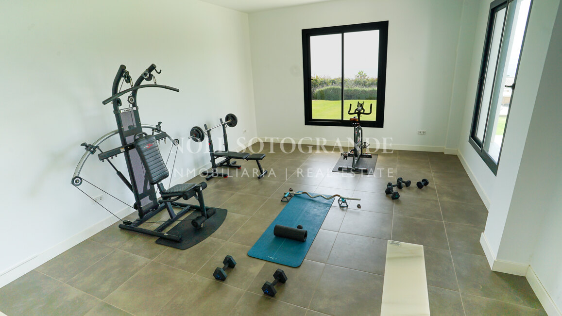 Villa with spectacular views for sale in Alcaidesa