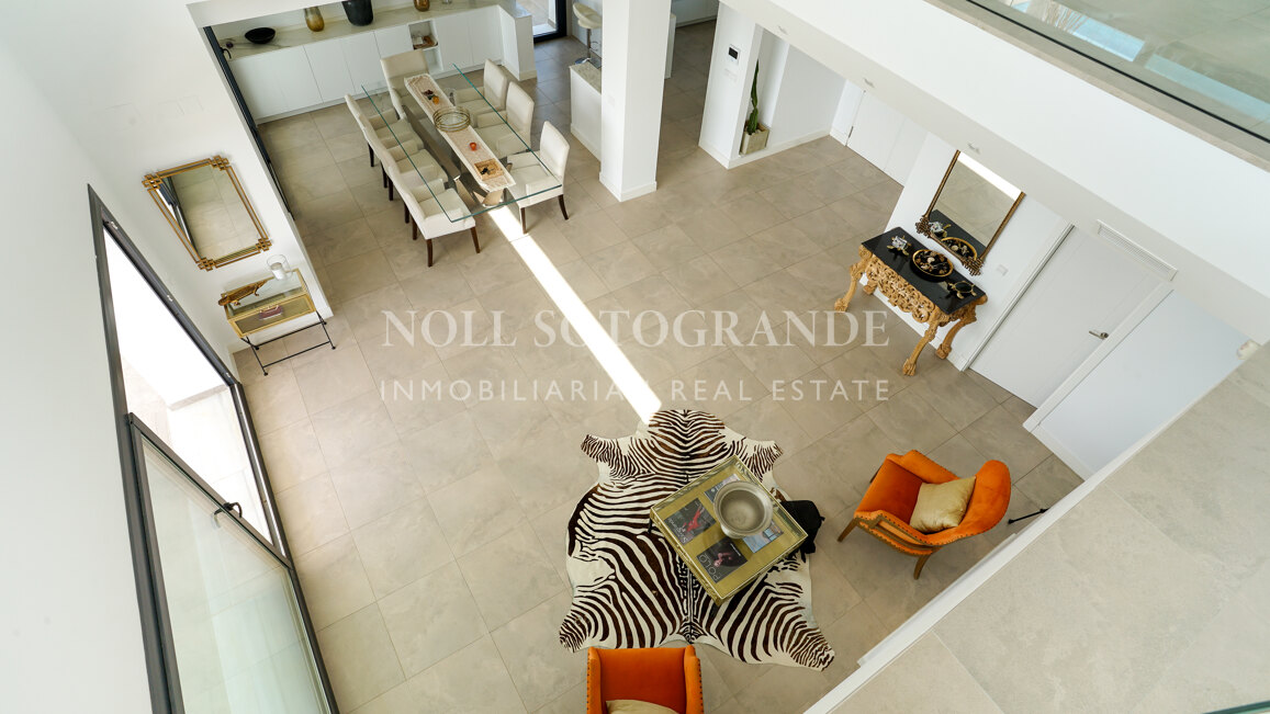 Villa with spectacular views for sale in Alcaidesa