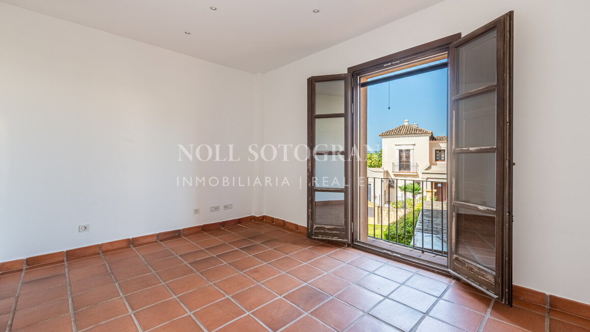 Elegantes Reihenhaus mit zwei Schlafzimmern in Cortijos de La Reserva