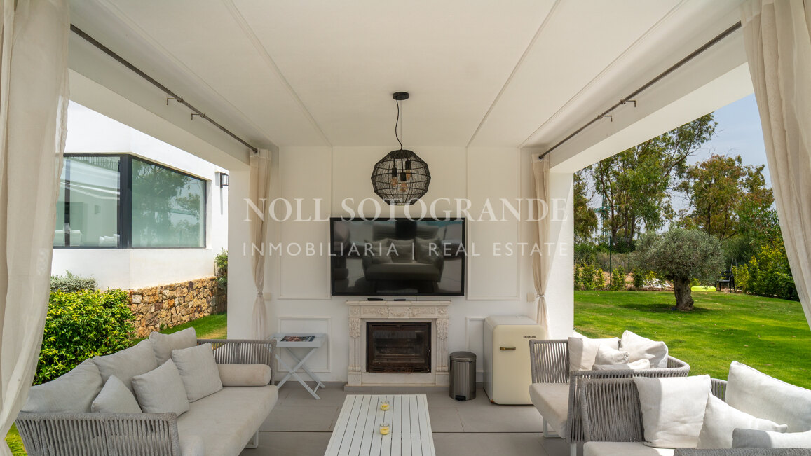 Villa Helio – Zeitgenössische Eleganz in La Reserva de Sotogrande