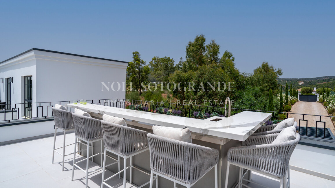 Villa Helio – Zeitgenössische Eleganz in La Reserva de Sotogrande