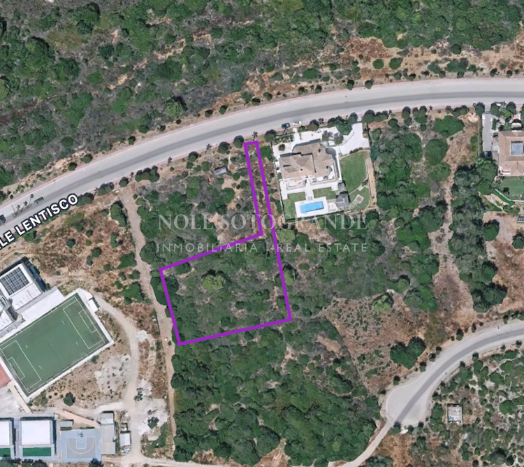 Plot for sale in La Reserva, Sotogrande