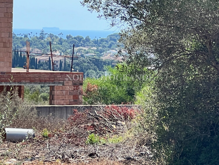 Fantastisches Grundstück erste Golflinie zum Verkauf