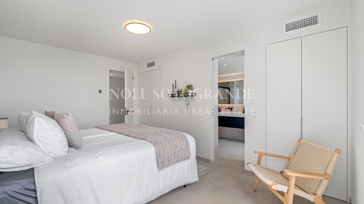 Spektakuläre Strandvilla zur Miete in Torreguadiaro, nahe Sotogrande