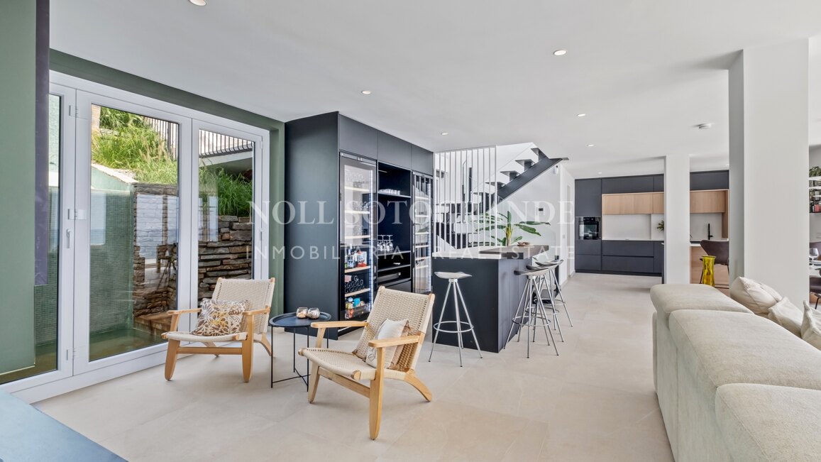 Spektakuläre Strandvilla zur Miete in Torreguadiaro, nahe Sotogrande