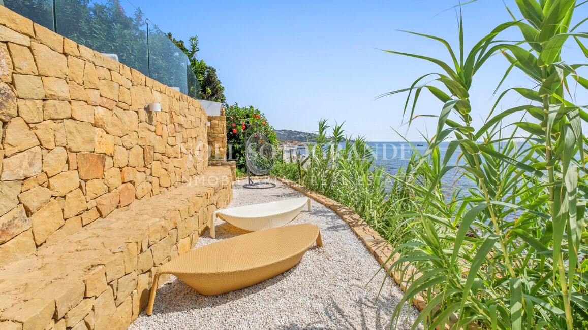 Spektakuläre Strandvilla zur Miete in Torreguadiaro, nahe Sotogrande