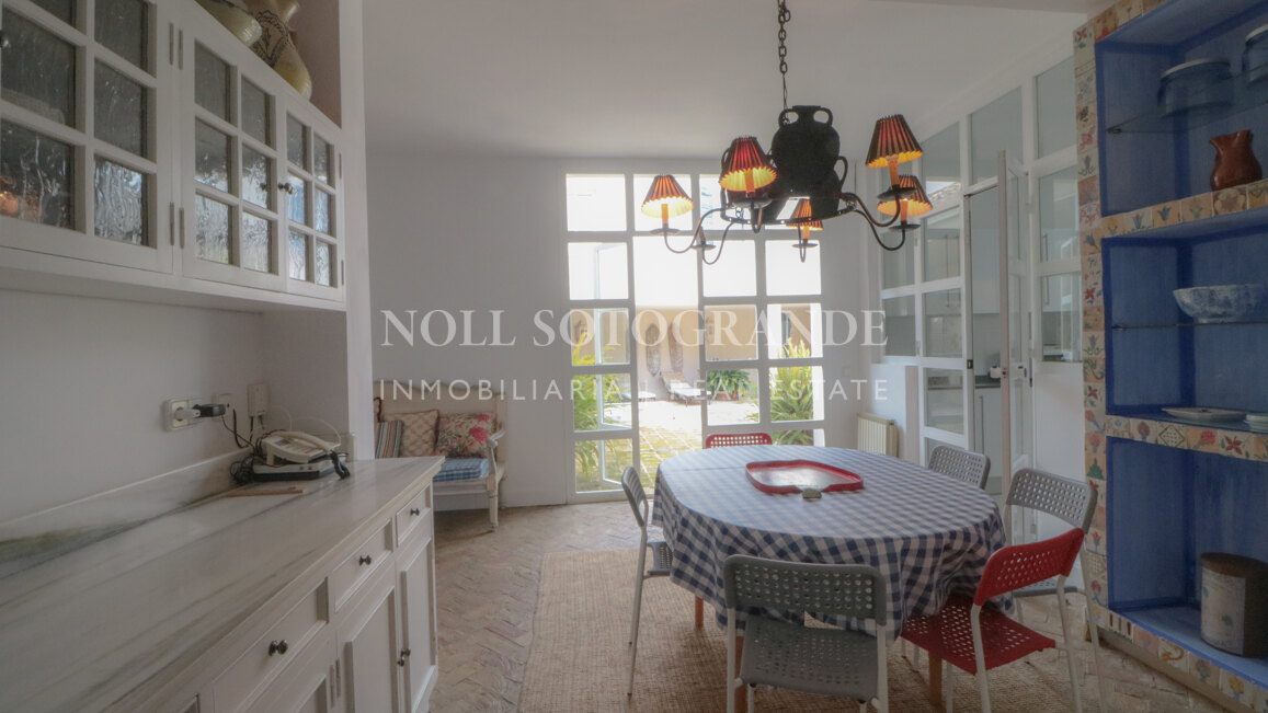Spacious 5-Bed Villa for Sale in Altos de Valderrama, Sotogrande
