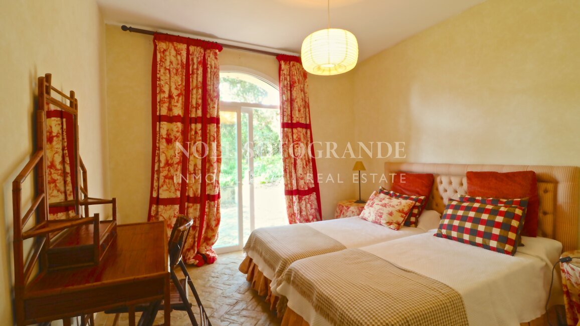 Spacious 5-Bed Villa for Sale in Altos de Valderrama, Sotogrande