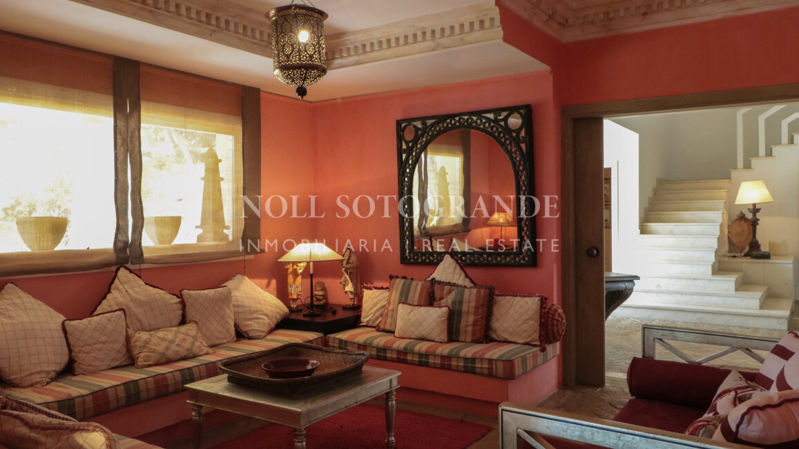 Spacious 5-Bed Villa for Sale in Altos de Valderrama, Sotogrande