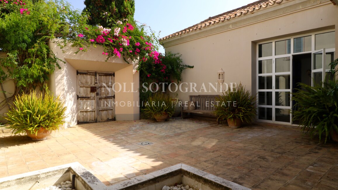Spacious 5-Bed Villa for Sale in Altos de Valderrama, Sotogrande