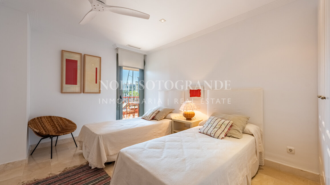 Isla Tortuga – Elegante Wohnung am Yachthafen zur Langzeitvermietung – Sotogrande