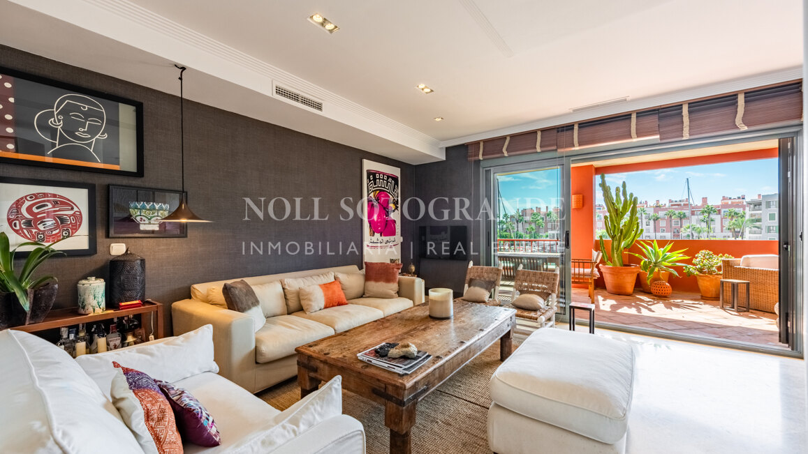 Isla Tortuga – Elegante Wohnung am Yachthafen zur Langzeitvermietung – Sotogrande