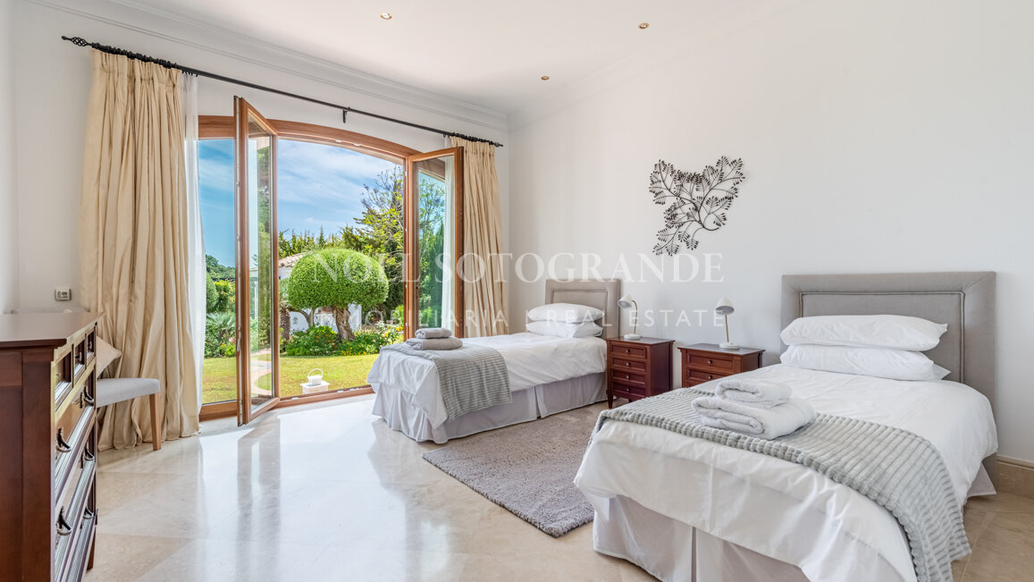 Villa Girasoles - Makellose Villa mit Meer-und Golfblick Sotogrande Alto