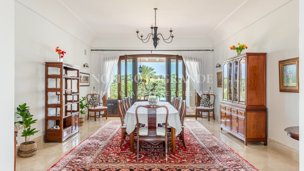 Villa Girasoles - Makellose Villa mit Meer-und Golfblick Sotogrande Alto