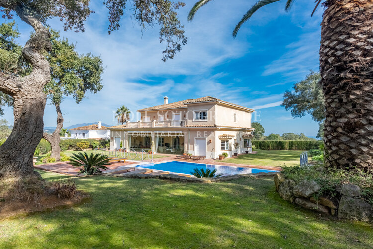 Villa for sale at San Roque Club Golf near Sotogrande