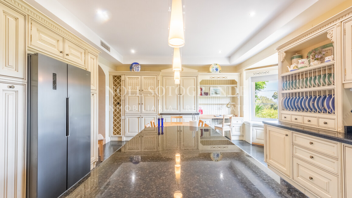 San Roque Club Golf Villa erste Linie Golf, Nähe Sotogrande.