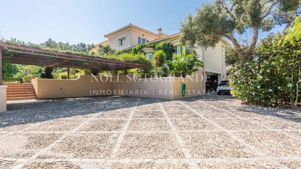 San Roque Club Golf Villa erste Linie Golf, Nähe Sotogrande.