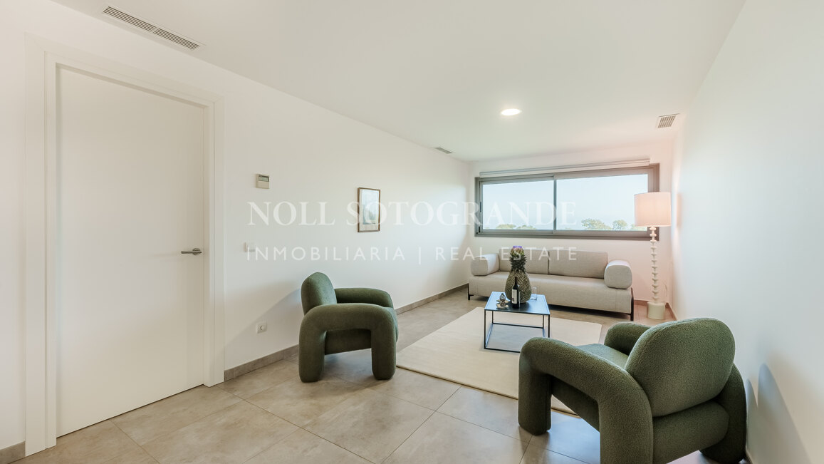 "Bond" Villa mit Meerblick La Reserva de Sotogrande