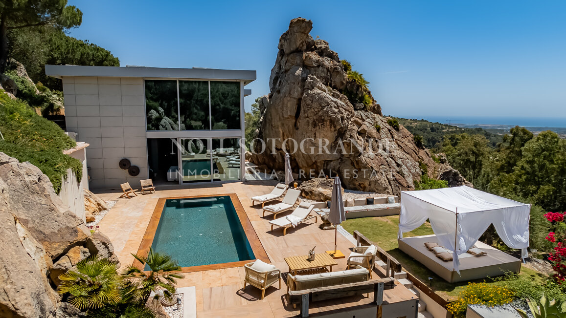 "Bond" Villa mit Meerblick La Reserva de Sotogrande