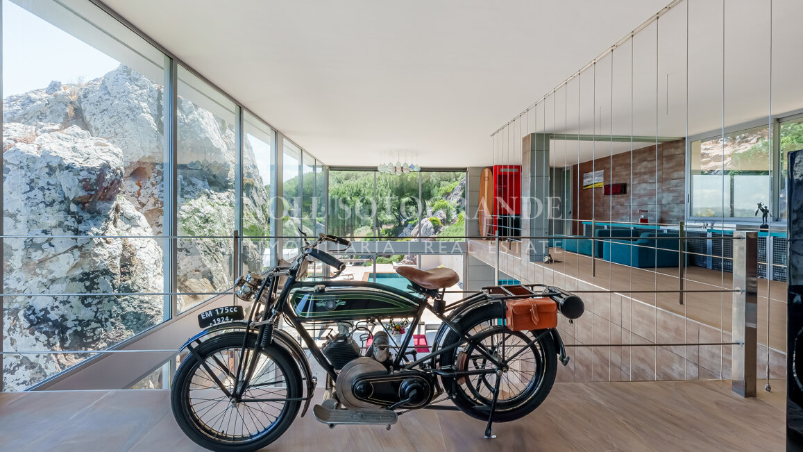 "Bond" Villa mit Meerblick La Reserva de Sotogrande