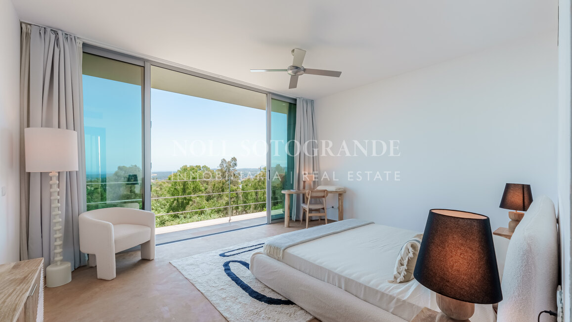 "Bond" Villa mit Meerblick La Reserva de Sotogrande