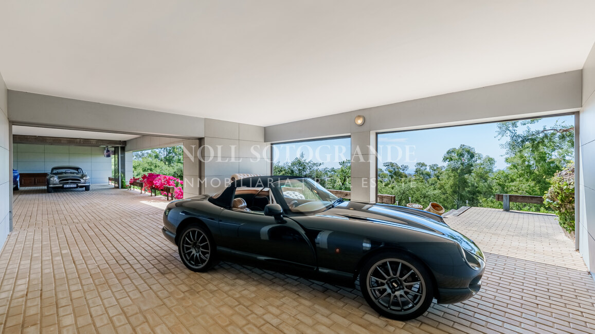 "Bond" Villa mit Meerblick La Reserva de Sotogrande