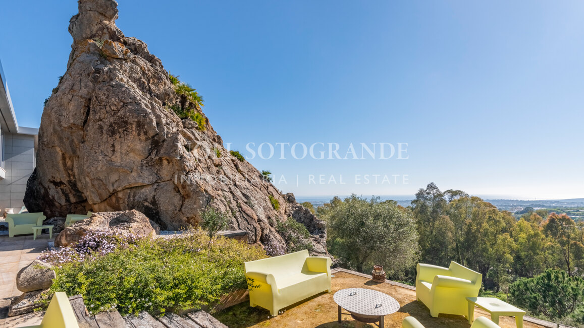 "Bond" Villa mit Meerblick La Reserva de Sotogrande