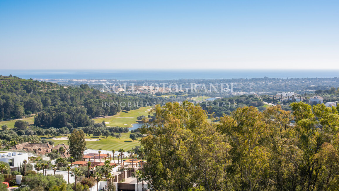 "Bond" Villa mit Meerblick La Reserva de Sotogrande