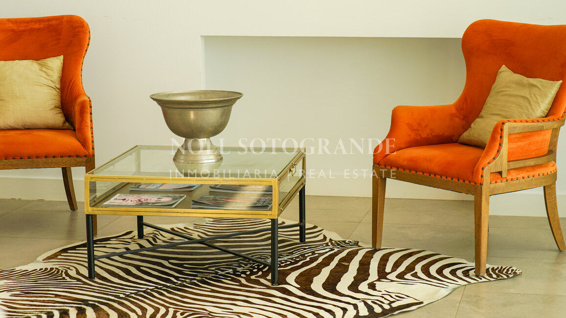 Villa mit traumhaftem Blick in Alcaidesa zu vermieten