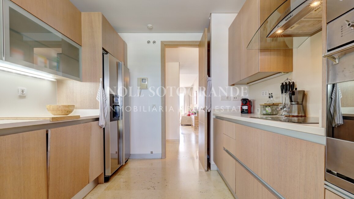 Exclusivo apartamento en la Marina de Sotogrande
