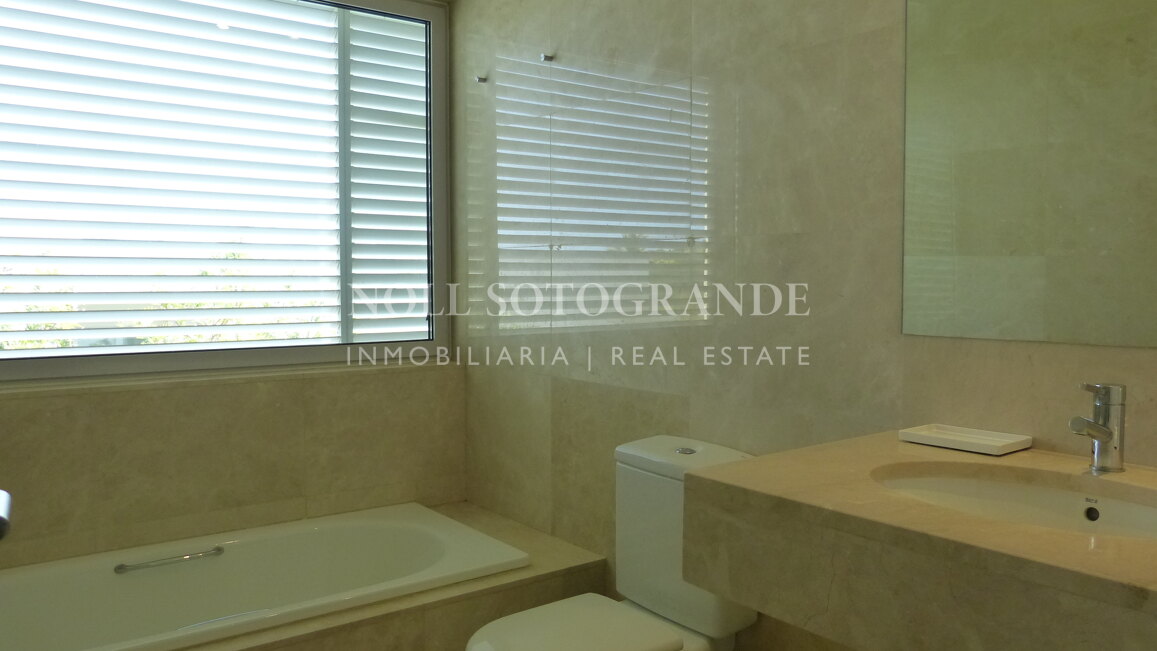 Penthaus in Polo Gardens in Sotogrande Costa zu vermieten