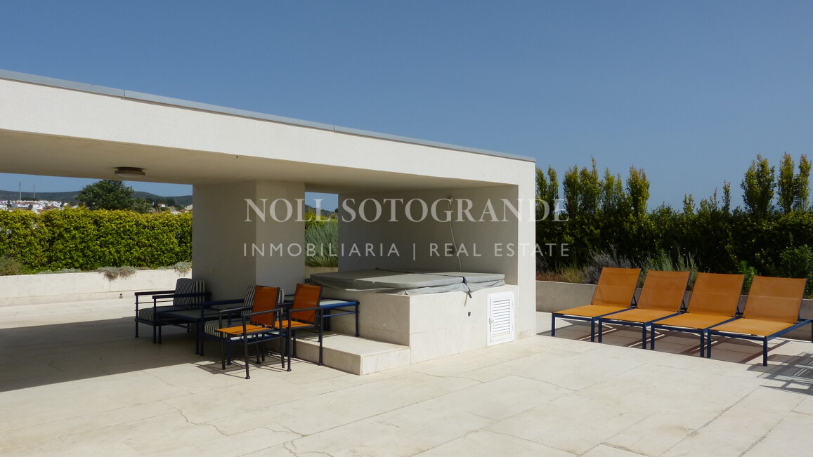 Penthaus in Polo Gardens in Sotogrande Costa zu vermieten