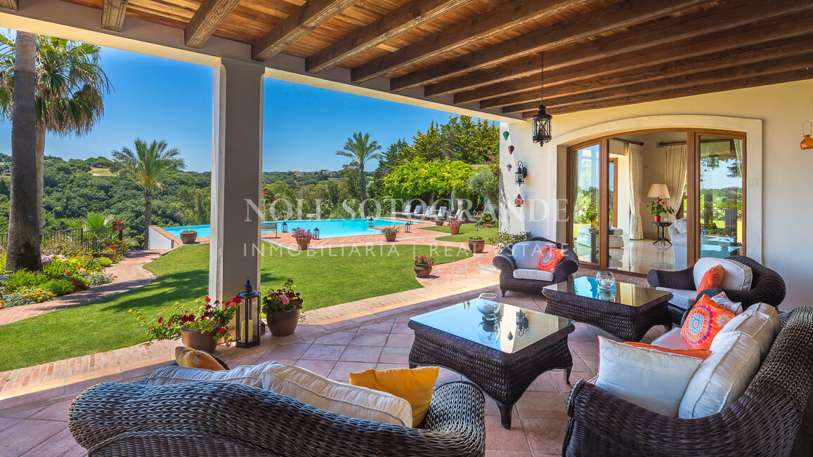 Makellose Villa mit Meer-und Golfblick Sotogrande Alto