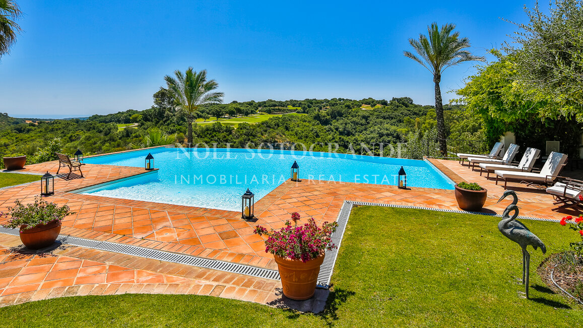 Makellose Villa mit Meer-und Golfblick Sotogrande Alto