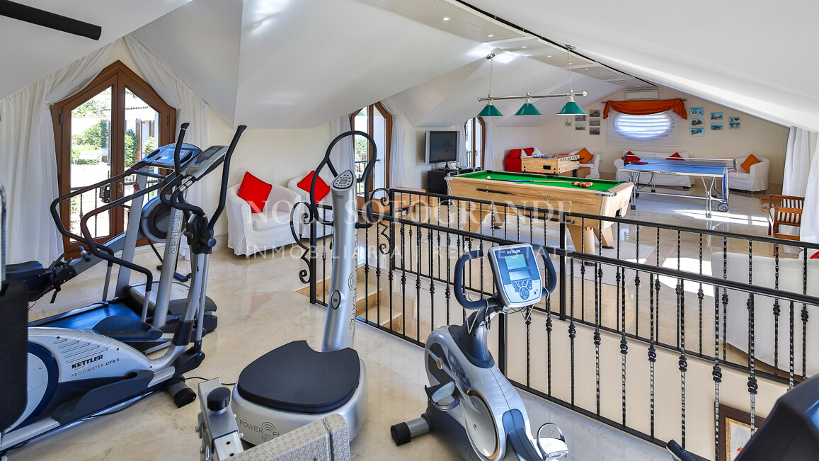 Makellose Villa mit Meer-und Golfblick Sotogrande Alto