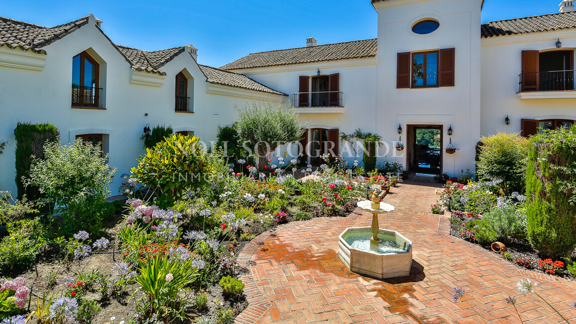 Makellose Villa mit Meer-und Golfblick Sotogrande Alto